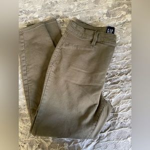 Gap size 14 skinny, stretch, ankle pants